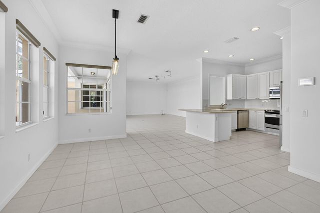 212 Florence Drive, Jupiter, FL 33458