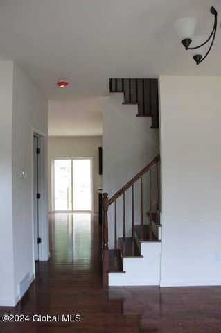 3 Jack Drive, Halfmoon, NY 12118