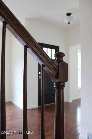 3 Jack Drive, Halfmoon, NY 12118