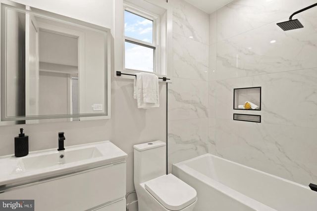 6116 30TH ST NW, Washington, DC 20015