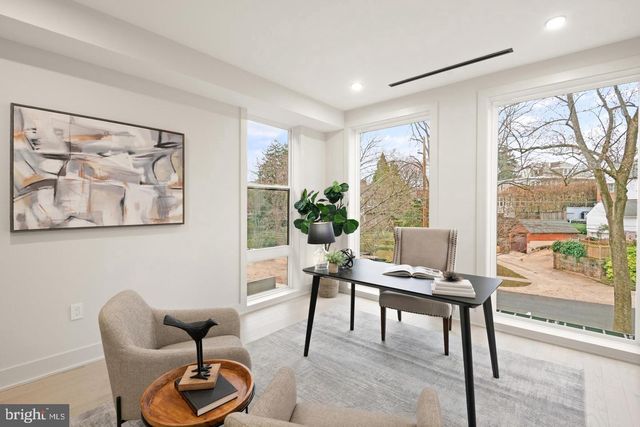 6116 30TH ST NW, Washington, DC 20015