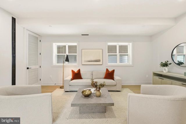 6116 30TH ST NW, Washington, DC 20015