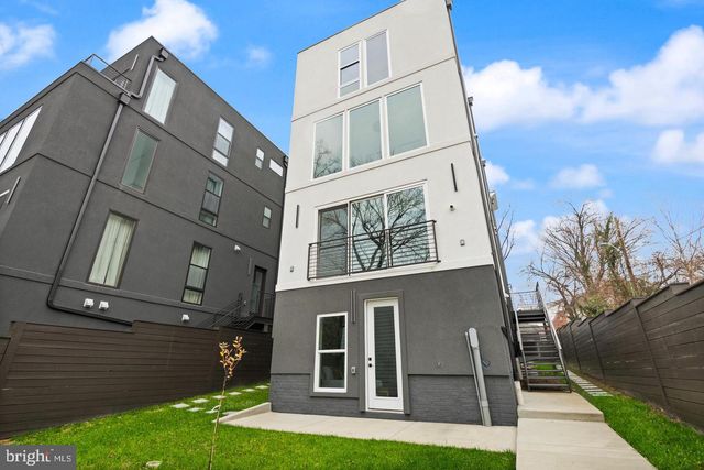 6116 30TH ST NW, Washington, DC 20015