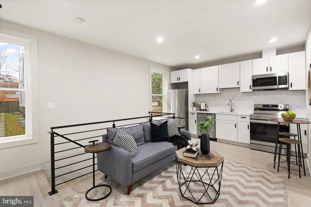 6116 30TH ST NW, Washington, DC 20015