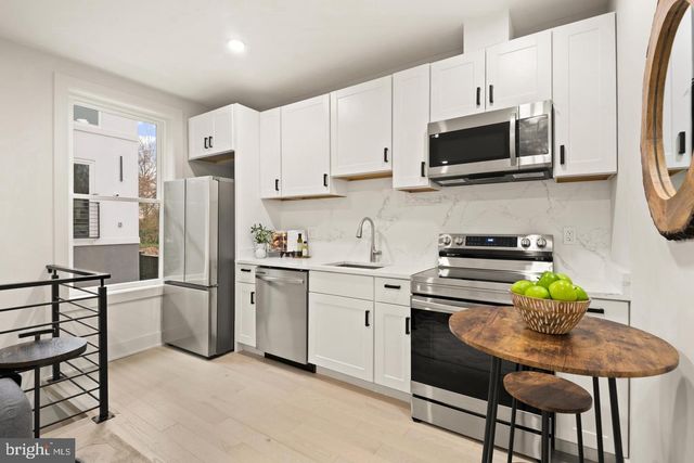 6116 30TH ST NW, Washington, DC 20015