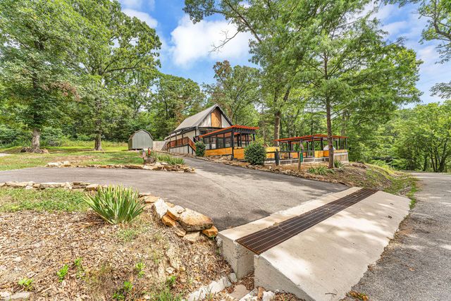 27028 St Johns Wood Lane, Shell Knob, MO 65747