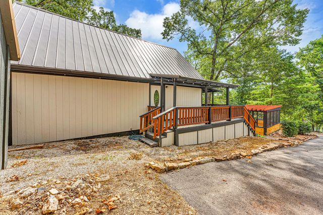 27028 St Johns Wood Lane, Shell Knob, MO 65747