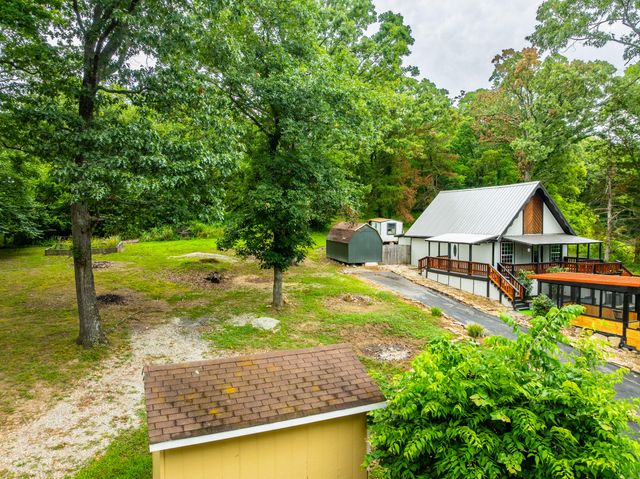 27028 St Johns Wood Lane, Shell Knob, MO 65747