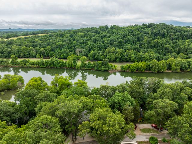 27028 St Johns Wood Lane, Shell Knob, MO 65747