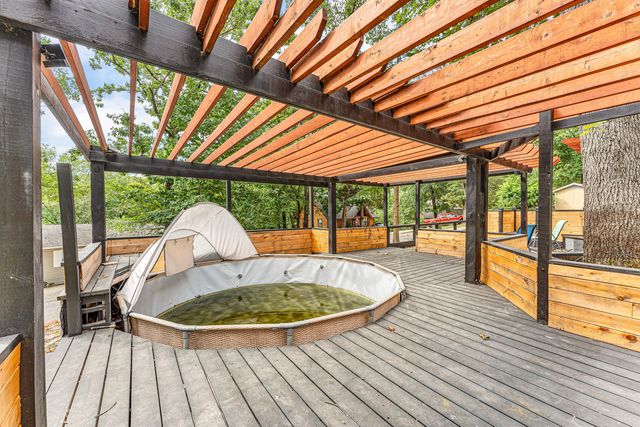 27028 St Johns Wood Lane, Shell Knob, MO 65747
