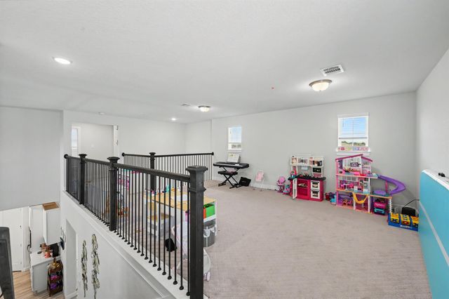 155 Renodes Garden Lane, Tomball, TX 77375