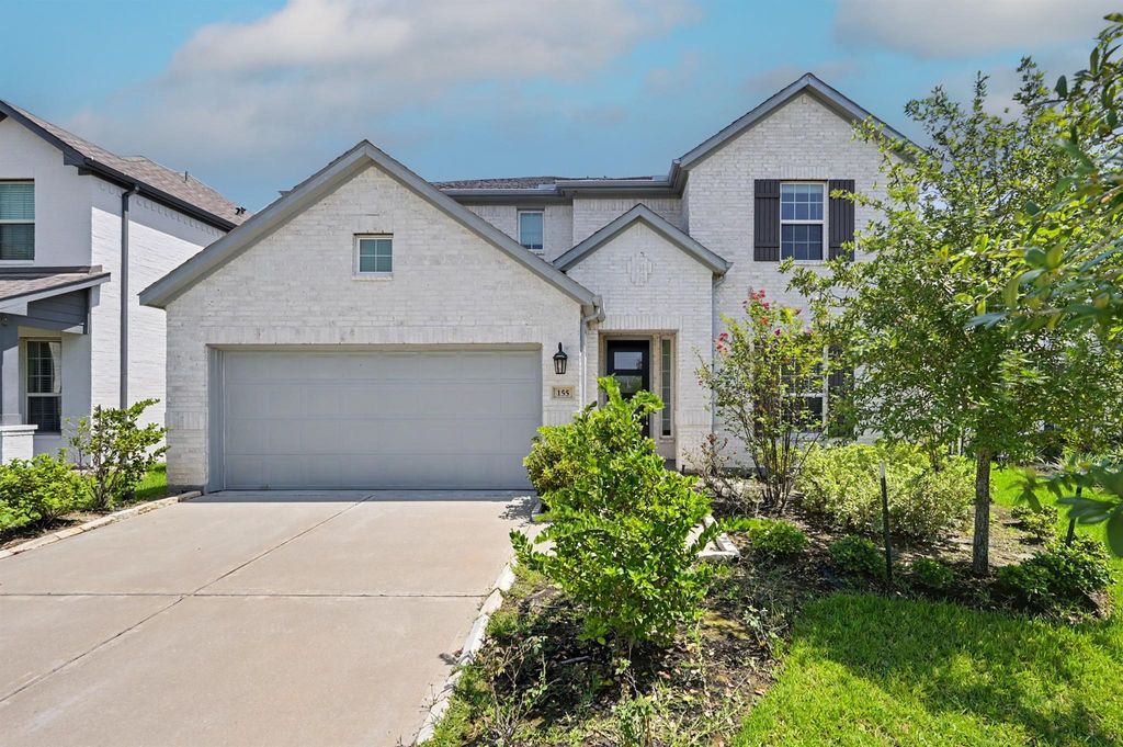 155 Renodes Garden Lane, Tomball, TX 77375