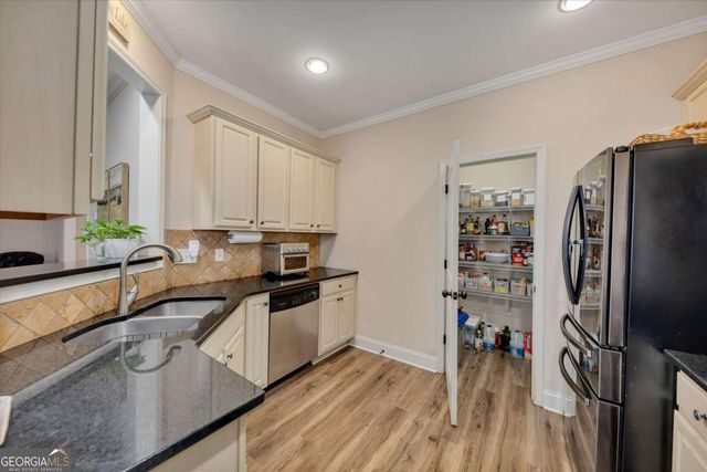 294 Ascott Lane, Woodstock, GA 30189