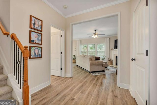 294 Ascott Lane, Woodstock, GA 30189