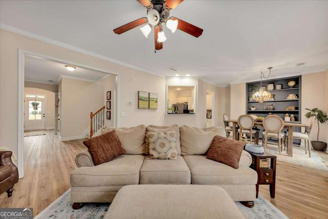 294 Ascott Lane, Woodstock, GA 30189