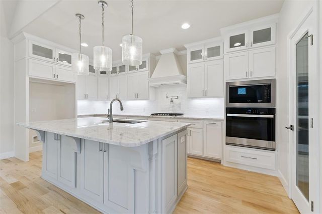 15701 Stillmeadows Drive, Edmond, OK 73013