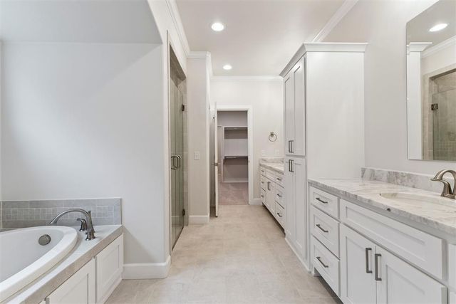 15701 Stillmeadows Drive, Edmond, OK 73013