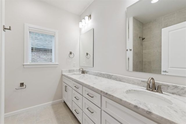 15701 Stillmeadows Drive, Edmond, OK 73013