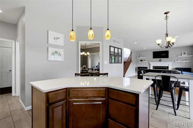 742 Dennis Drive, Fenton, MO 63026