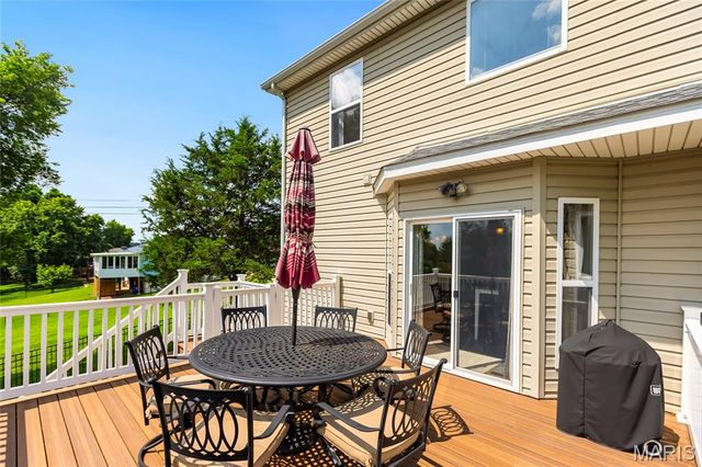742 Dennis Drive, Fenton, MO 63026