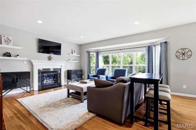 742 Dennis Drive, Fenton, MO 63026