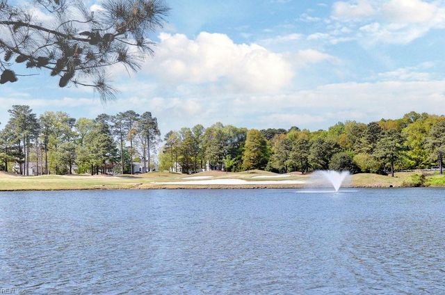 1565 Winthrope DR, Newport News, VA 23602