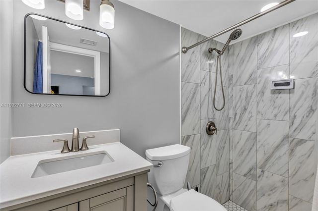 819 N 32nd Ave, Hollywood, FL 33021