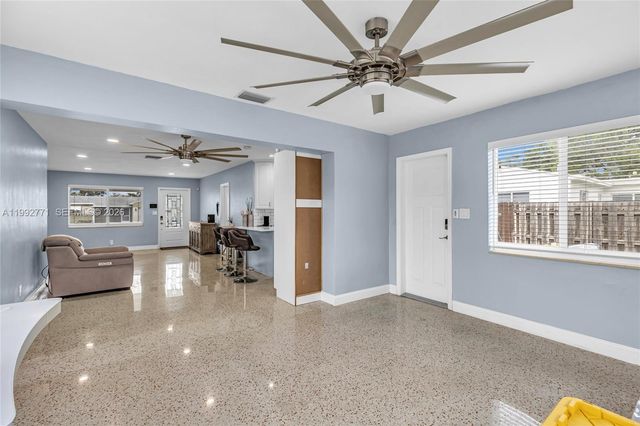 819 N 32nd Ave, Hollywood, FL 33021