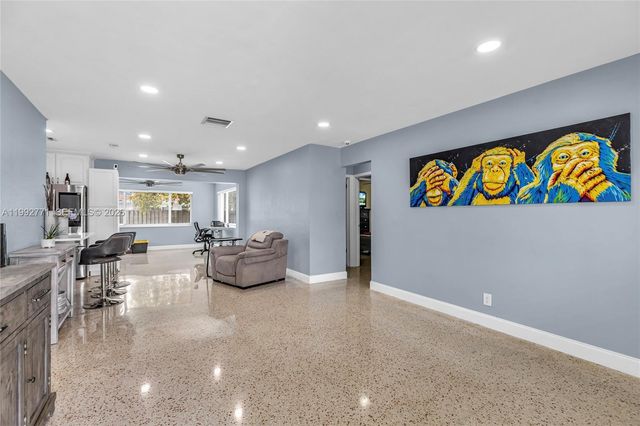 819 N 32nd Ave, Hollywood, FL 33021