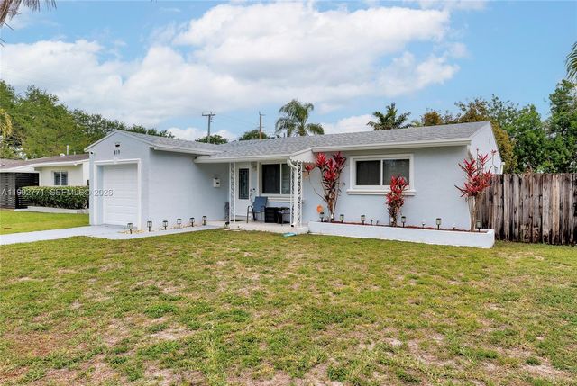 819 N 32nd Ave, Hollywood, FL 33021