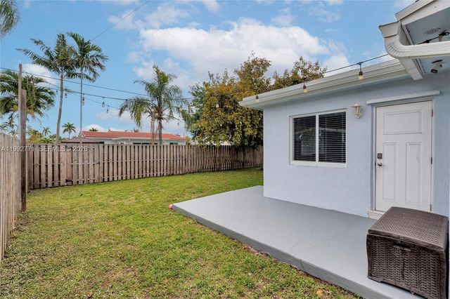 819 N 32nd Ave, Hollywood, FL 33021