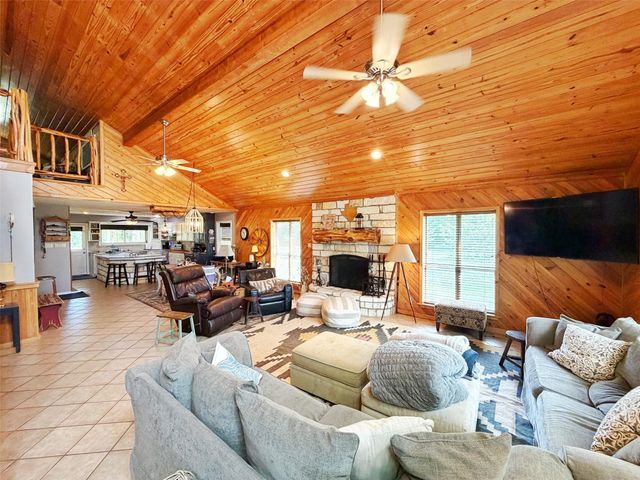 6488 Fm 39 S, Marquez, TX 77865