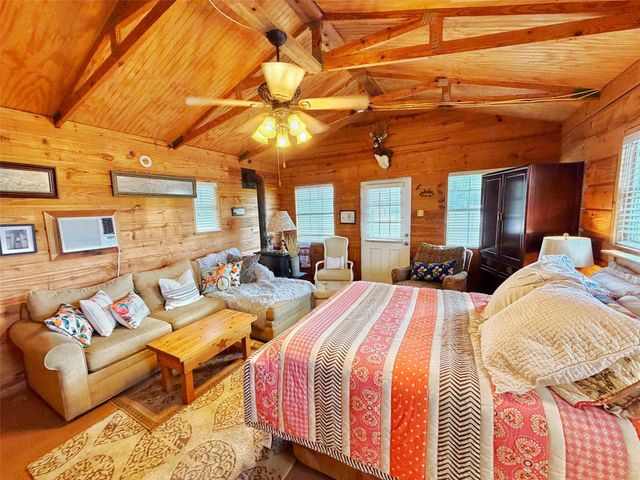 6488 Fm 39 S, Marquez, TX 77865