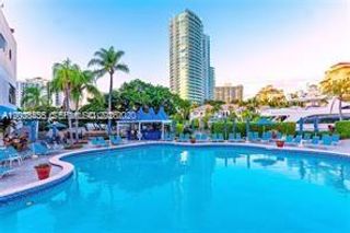 19707 Turnberry Way 18L, Aventura, FL 33180