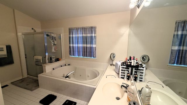 1101 Andover Drive, Mundelein, IL 60060