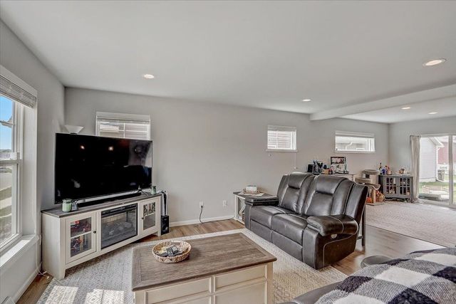 9316 Sleepy Pond Way, Verona, WI 53593