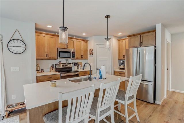 9316 Sleepy Pond Way, Verona, WI 53593