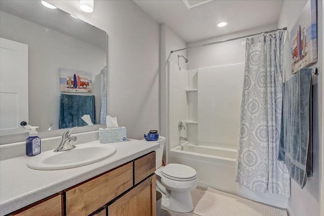 9316 Sleepy Pond Way, Verona, WI 53593