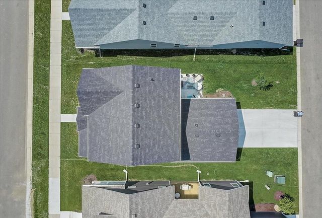 9316 Sleepy Pond Way, Verona, WI 53593