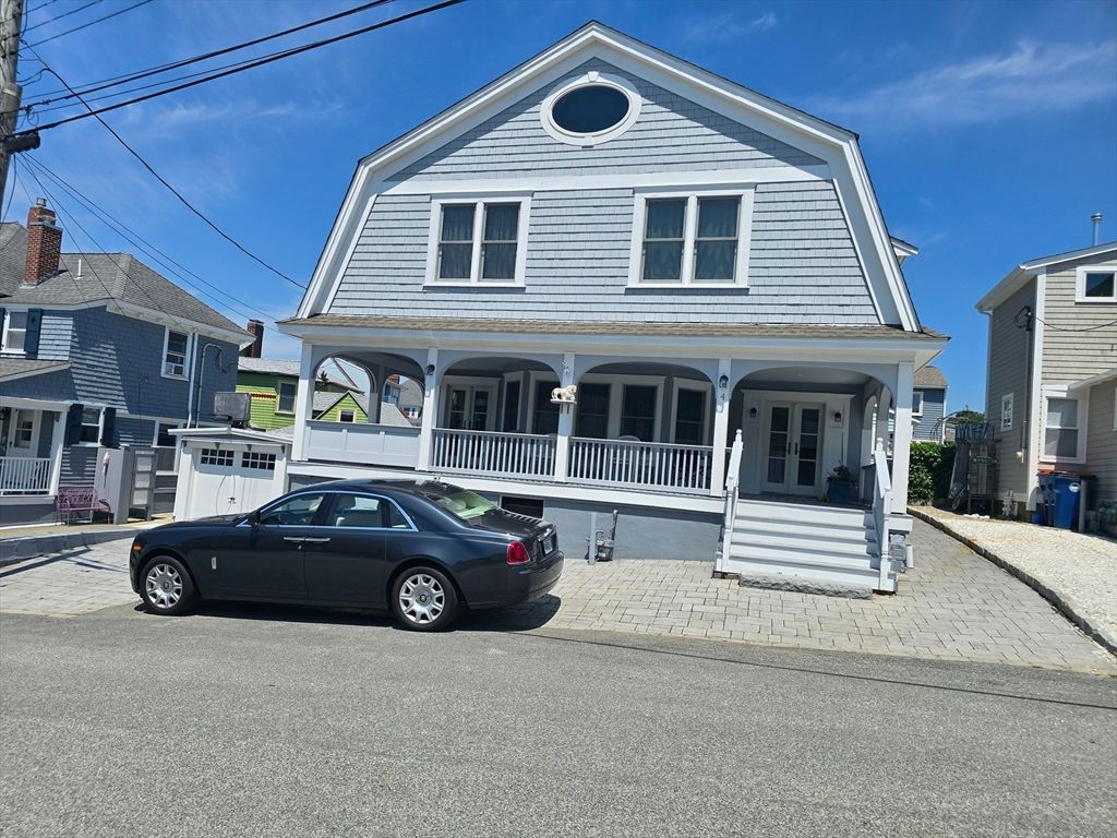 4 Hammond St, Wareham, MA 02532
