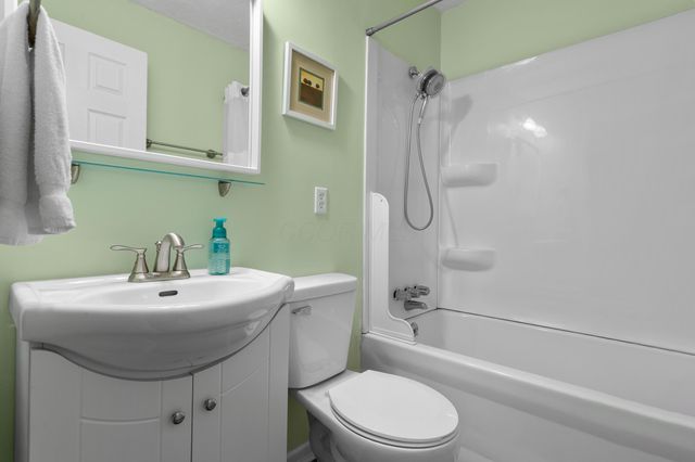 11962 Joppa Road, Logan, OH 43138