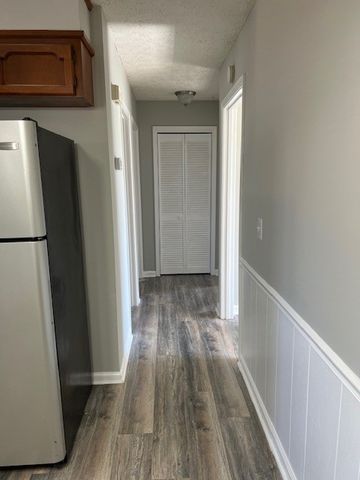 1613 Hartsville Pike, Gallatin, TN 37066