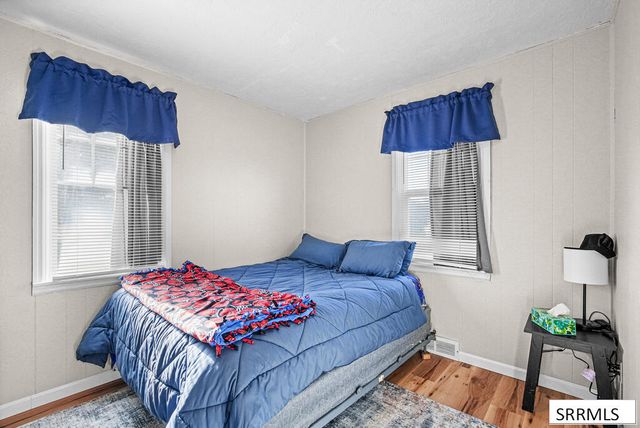 970 N 1000 E, Shelley, ID 83274
