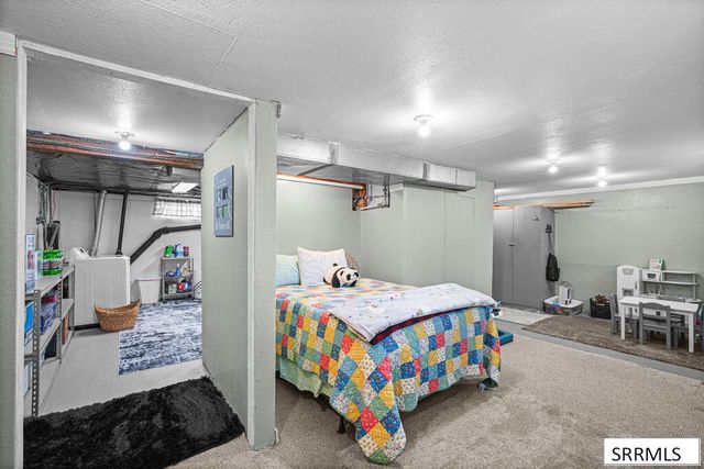 970 N 1000 E, Shelley, ID 83274