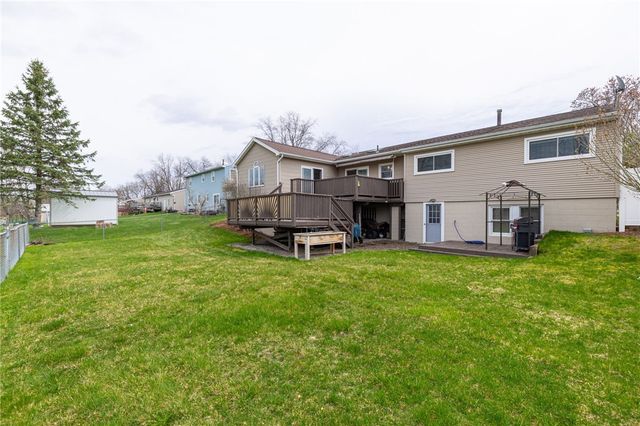 27 Florendin Drive, Henrietta, NY 14467