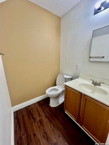 1422 O'Hara Dr, San Antonio, TX 78251