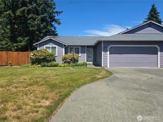 15407 8th Avenue Court E, Tacoma, WA 98445