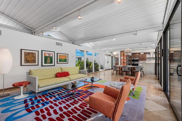 803 N Via Monte Vista, Palm Springs, CA 92262