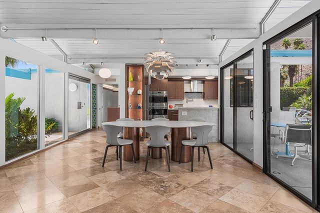 803 N Via Monte Vista, Palm Springs, CA 92262