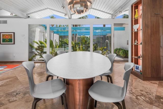 803 N Via Monte Vista, Palm Springs, CA 92262